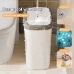 poubelle à pression pour salle de bain